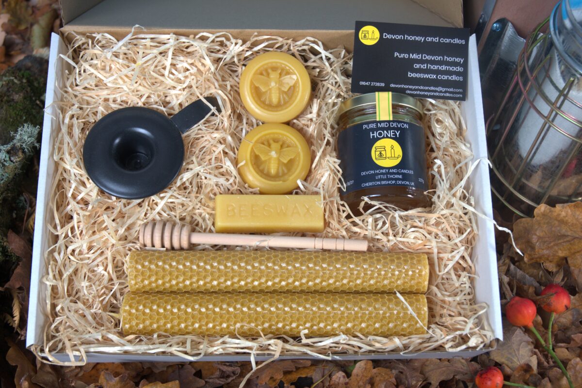 honey and beeswax candle gift set